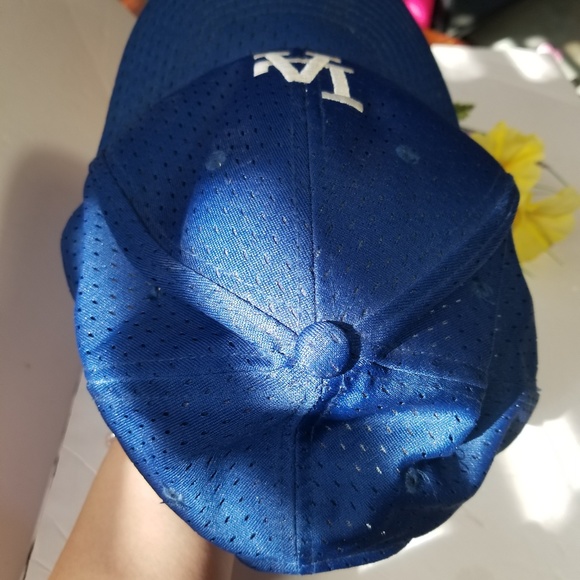 Vintage LA Dodgers Hat Velcro Closure - Picture 7 of 8
